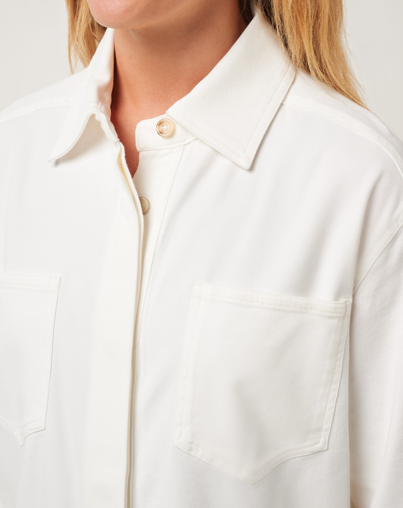 1LG039_1WHT_3_ECOMM.jpg
