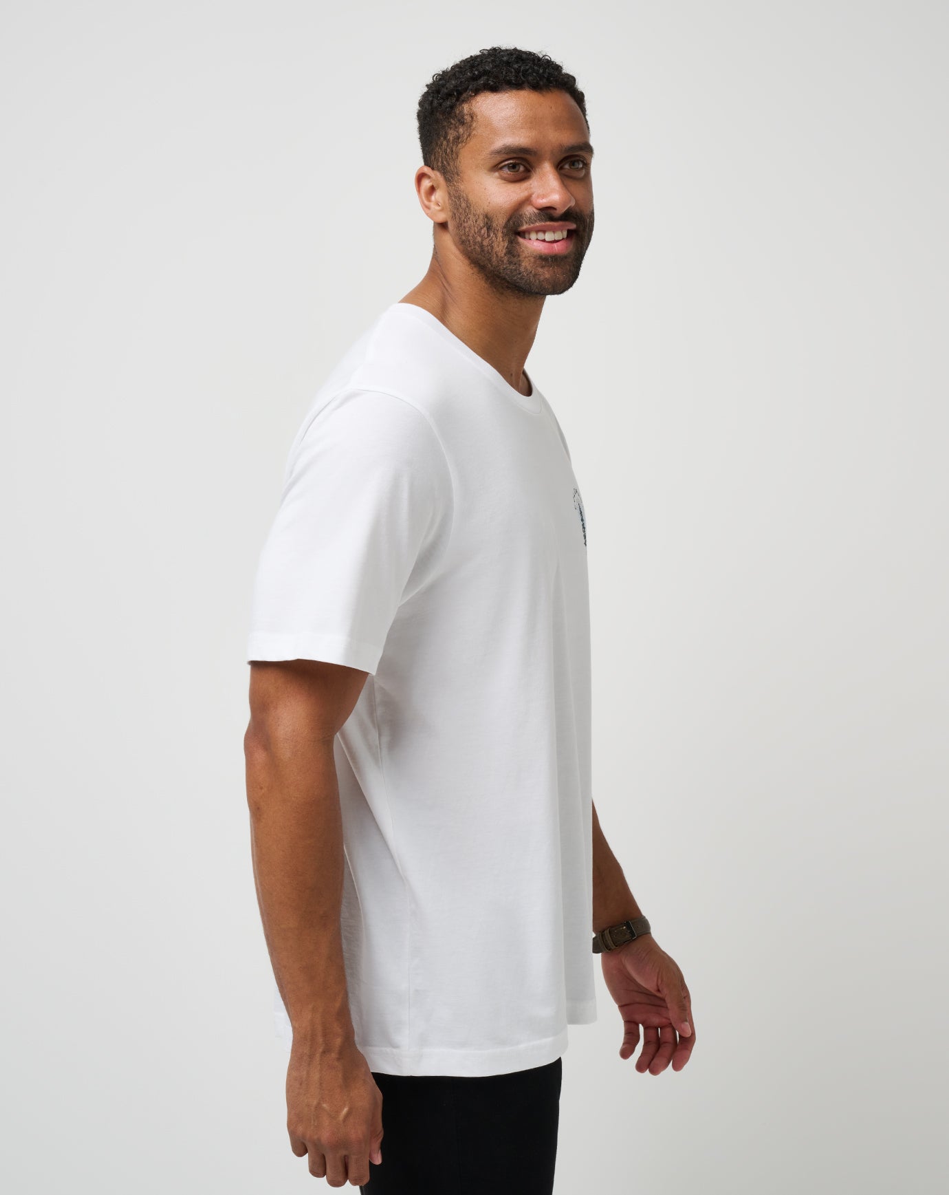 1MAA779_1WHT_2_ECOMM-JPG.jpg
