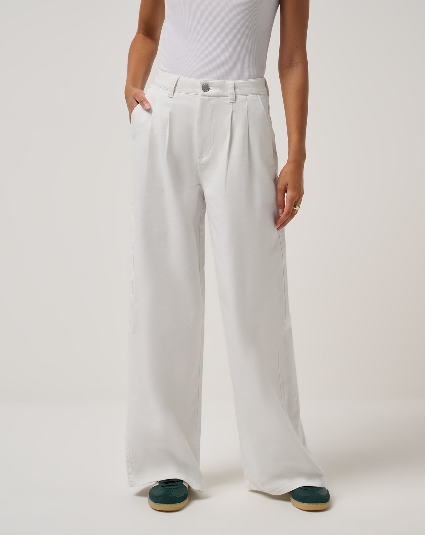 A45790_1WHT_1_ECOMM-jpg.jpg